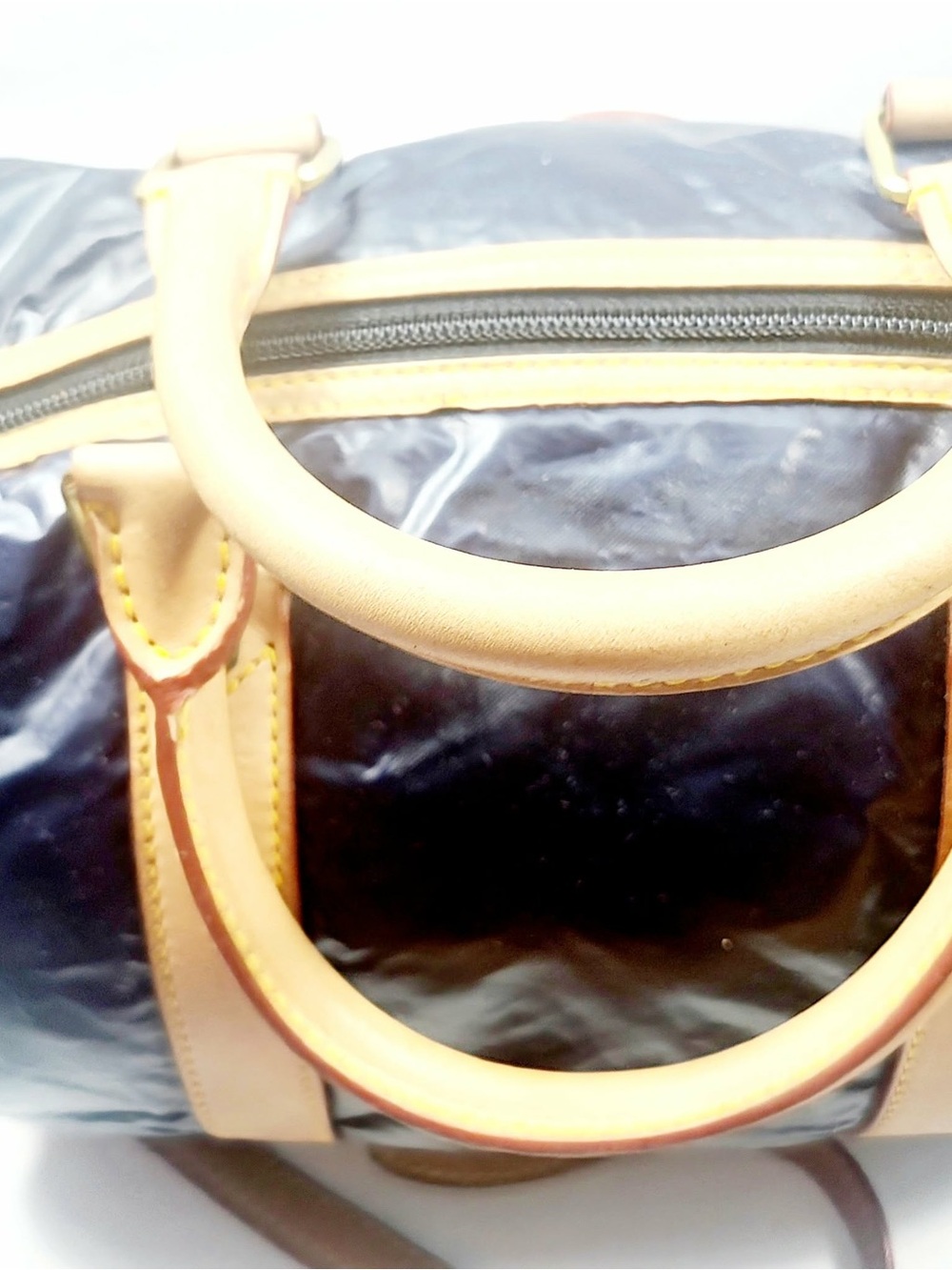 Hunting World Black Duffel with Tan Leather Trim - Picture 3 of 8